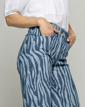 Cargar imagen en el visor de la galería, Pantalón Cairo Cebra