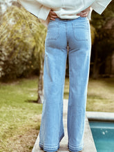 Cargar imagen en el visor de la galería, Jeans Peumo Celeste (ap)