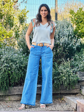 Cargar imagen en el visor de la galería, Jeans Peumo Celeste (ap)