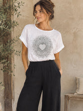 Cargar imagen en el visor de la galería, Blusa Toscana Blanca