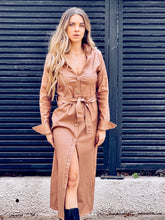 Cargar imagen en el visor de la galería, Vestido Abby Beige (ap1)