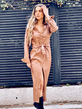 Cargar imagen en el visor de la galería, Vestido Abby Beige (ap1)