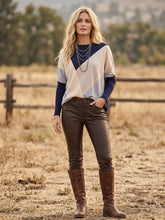 Cargar imagen en el visor de la galería, Chaleco Trini Azul
