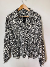 Cargar imagen en el visor de la galería, Blusa Jazmín
