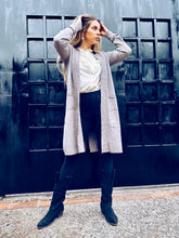 Cargar imagen en el visor de la galería, ABRIGO ANTO  BEIGE
