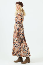 Cargar imagen en el visor de la galería, Vestido Kaya Camel/Crudo (ap)
