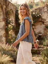 Cargar imagen en el visor de la galería, Blusa Peplum Celeste

