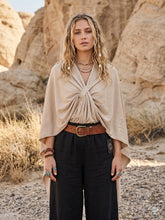 Cargar imagen en el visor de la galería, Poncho Nudo Barquillo
