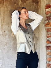 Cargar imagen en el visor de la galería, Gilet Texas Croco Foil (ap)

