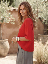 Cargar imagen en el visor de la galería, Polera Tejida Ornella Rojo 🇮🇹
