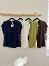 Cargar imagen en el visor de la galería, Blusa Bolonia Pistacho
