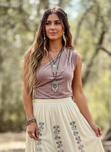 Cargar imagen en el visor de la galería, Polera Maia visón (ap)
