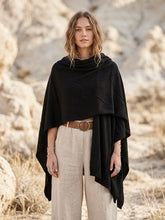 Cargar imagen en el visor de la galería, Poncho Nudo Negro
