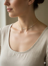 Cargar imagen en el visor de la galería, Choker  Dorado
