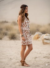 Cargar imagen en el visor de la galería, Vestido Pareo Camel
