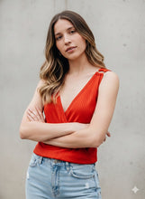 Cargar imagen en el visor de la galería, POLERA ARGOLLA (ch1)
