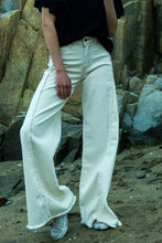 Cargar imagen en el visor de la galería, PALAZZO JULIA CRUDO
