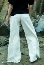 Cargar imagen en el visor de la galería, PALAZZO JULIA CRUDO
