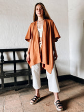 Cargar imagen en el visor de la galería, KIMONO LINO ZAPALLO (ap1)
